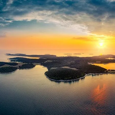 Bela * Fažana