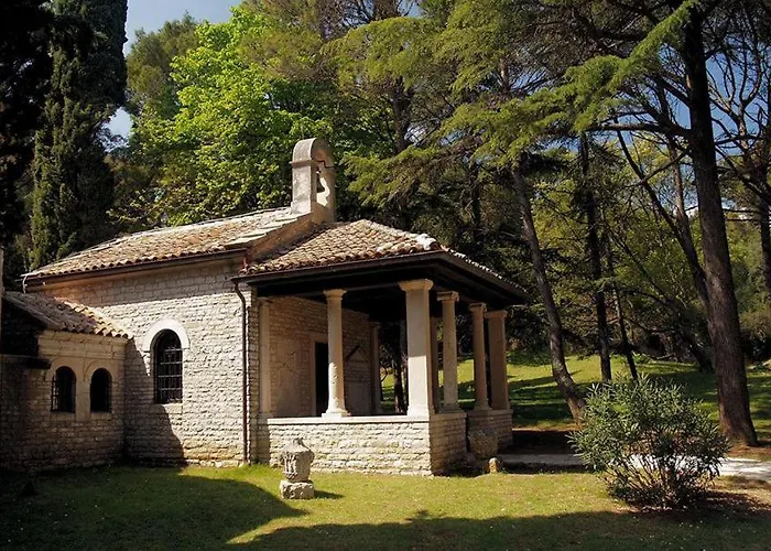 Apartament Bela *