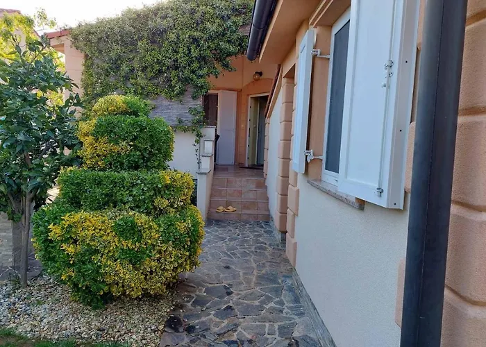 Bela Apartament *