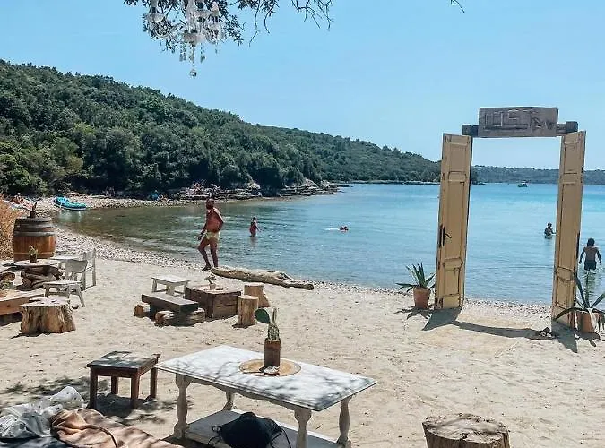 Apartament Bela *