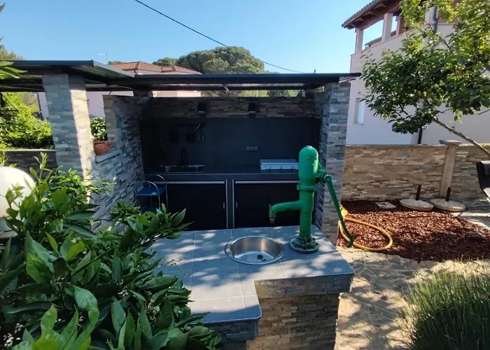 Bela Apartament