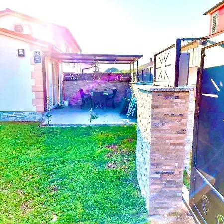 Bela Appartement Fažana